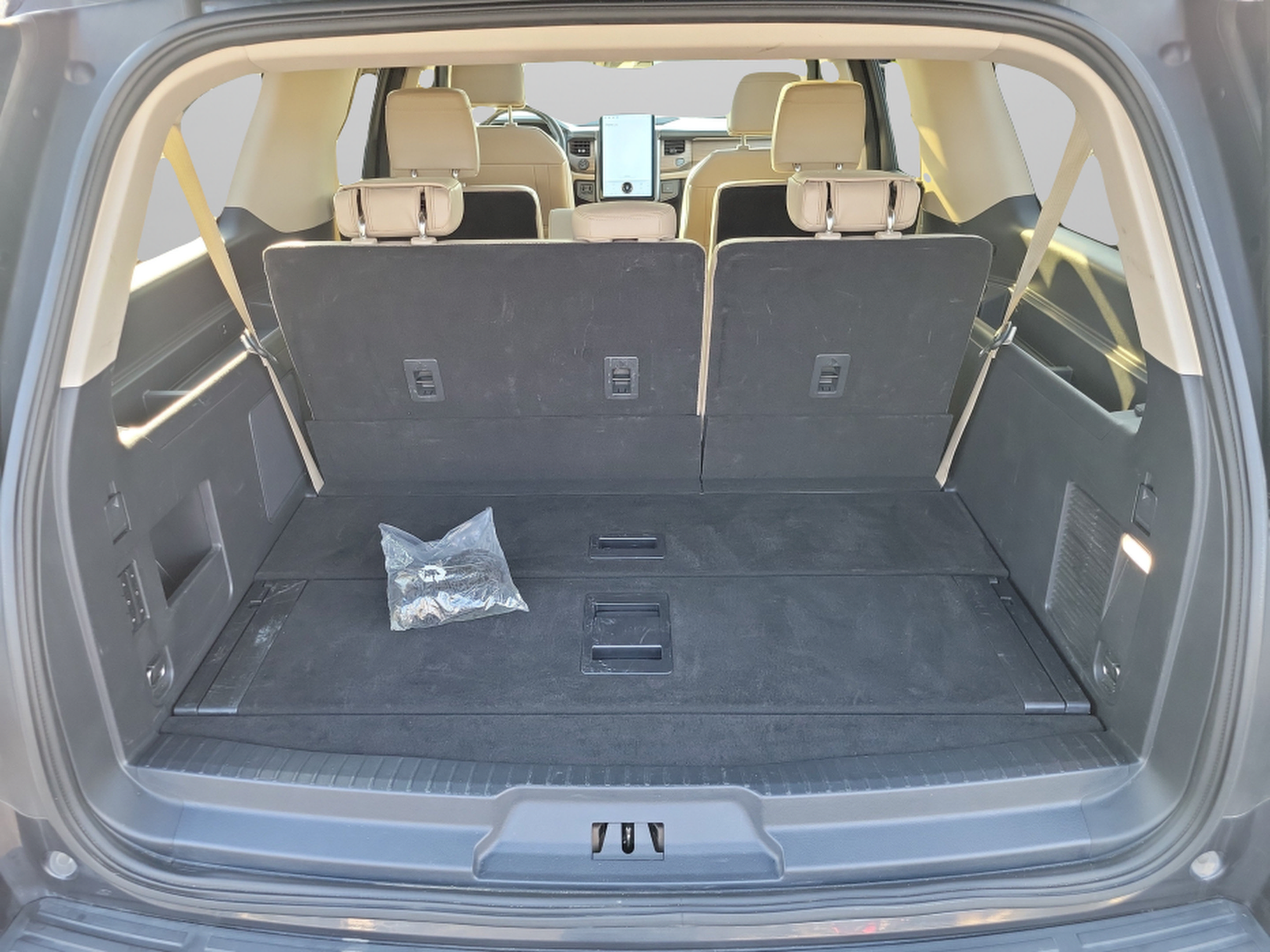Used 2022 Ford Expedition Max Limited AWD/4WD image 7