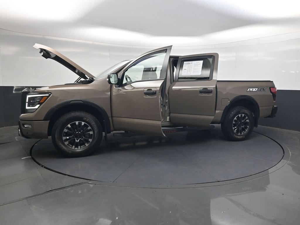 Used 2022 Nissan Titan PRO-4X w/ Pro-4x Convenience Package AWD/4WD image 48