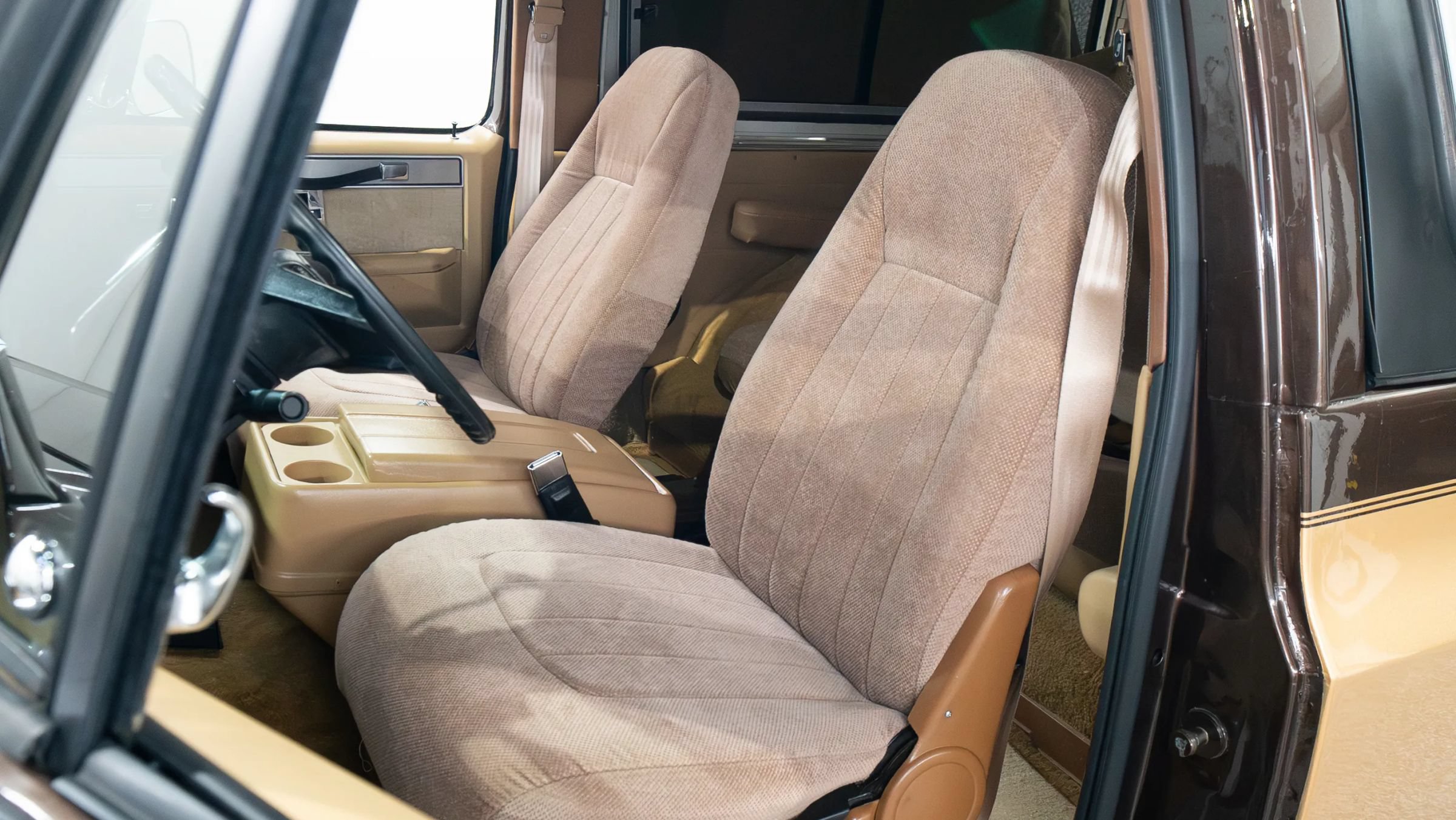 Used 1988 Chevrolet Blazer 4WD image 59
