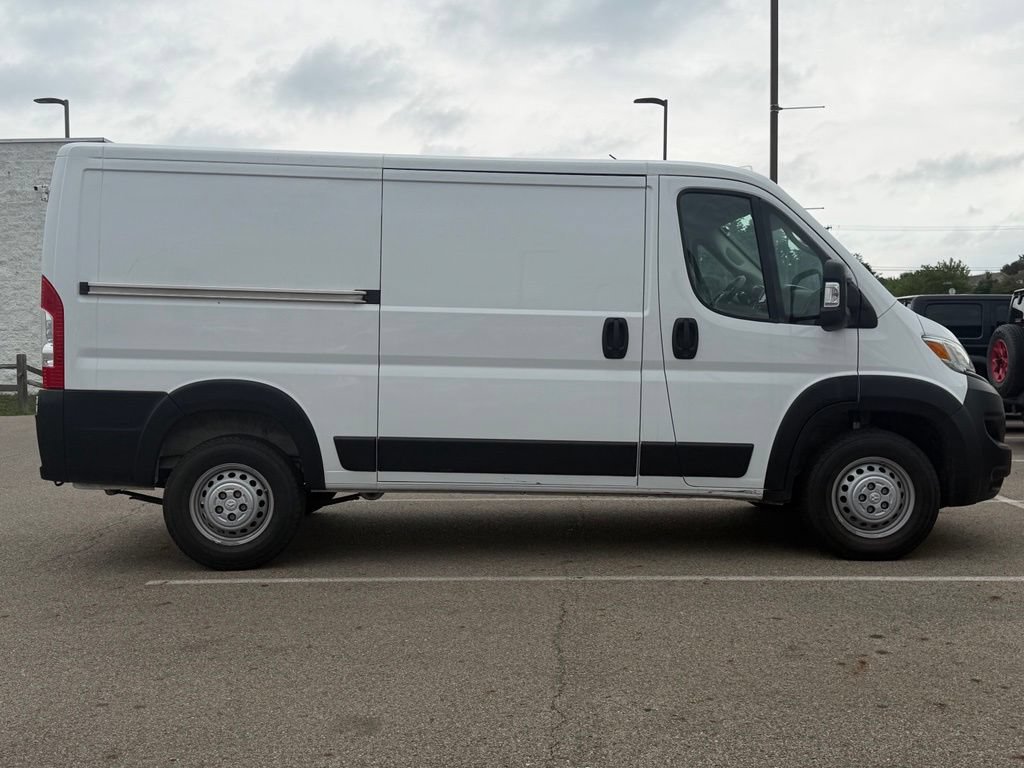 Used 2025 RAM ProMaster 2500 w/ Convenience Group FWD image 6