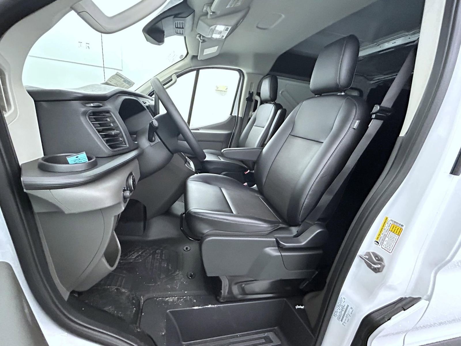 New 2026 Ford Transit 250 Low Roof w/ Load Area Protection Package RWD image 10