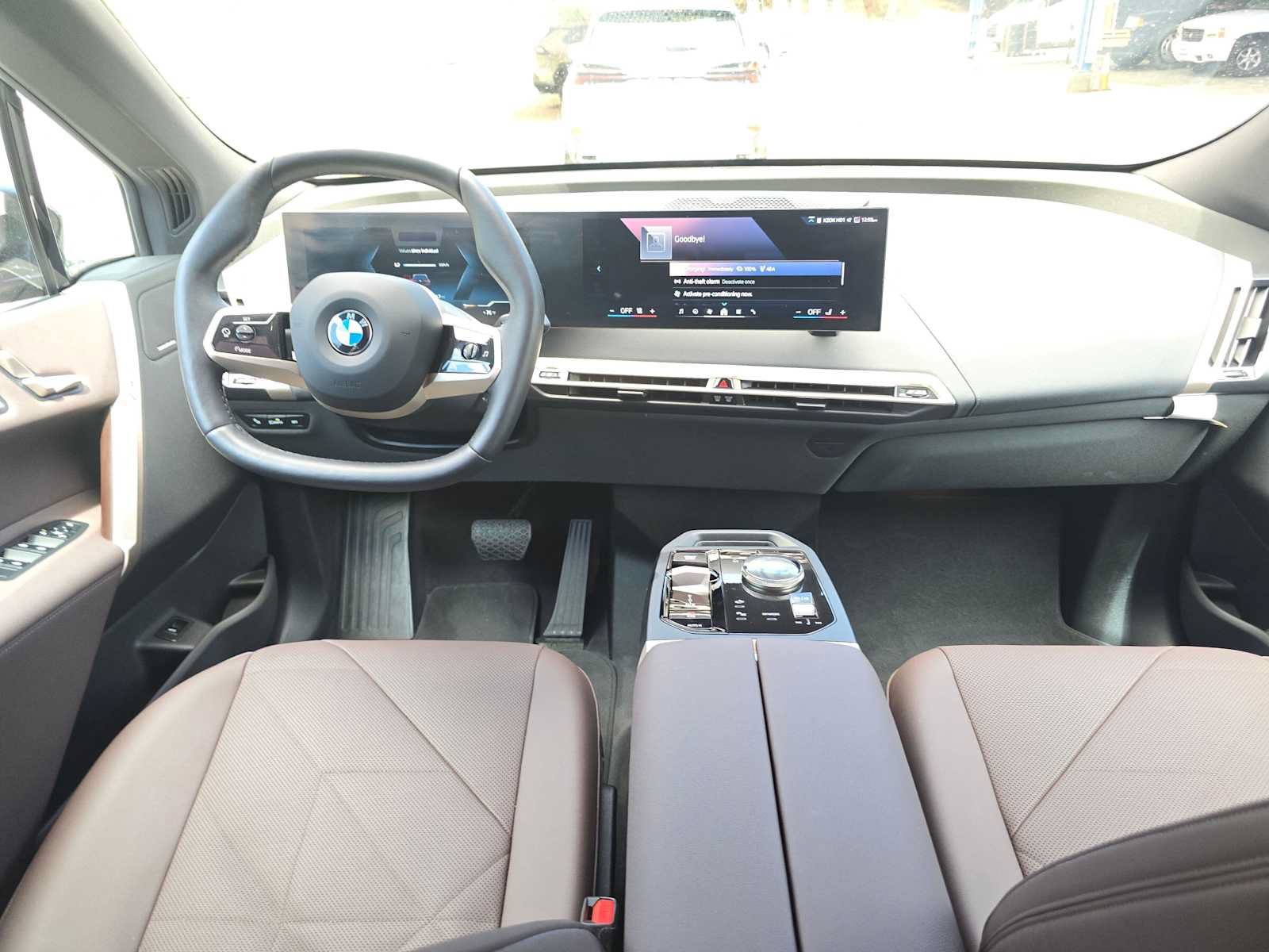 Used 2026 BMW iX xDrive45 AWD/4WD image 18