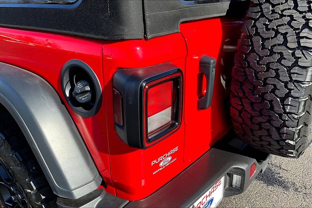 Used 2024 Jeep Wrangler Willys image 24