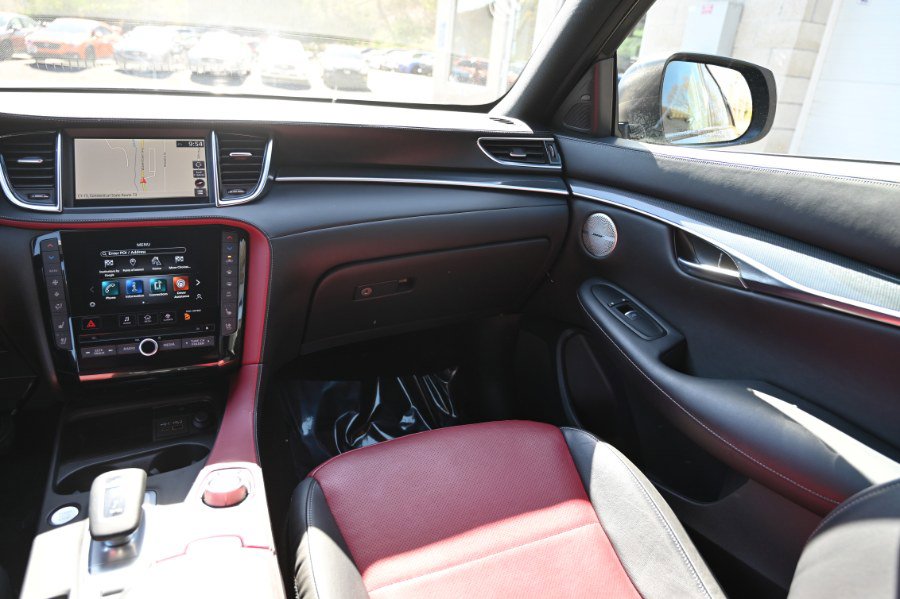 Used 2023 INFINITI QX50 Sport AWD/4WD image 17
