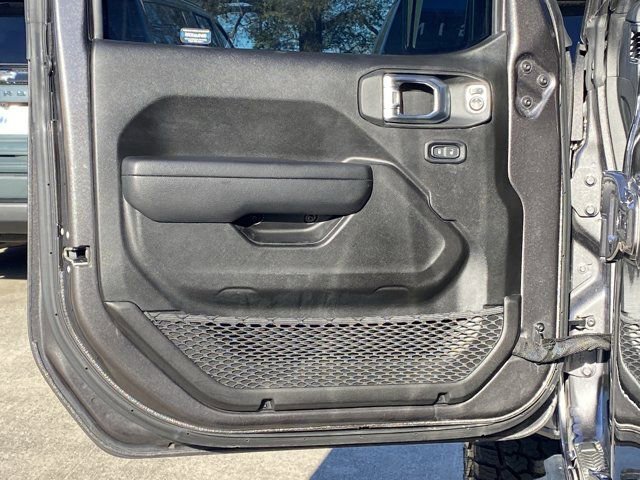 Used 2024 Jeep Gladiator Sport image 20