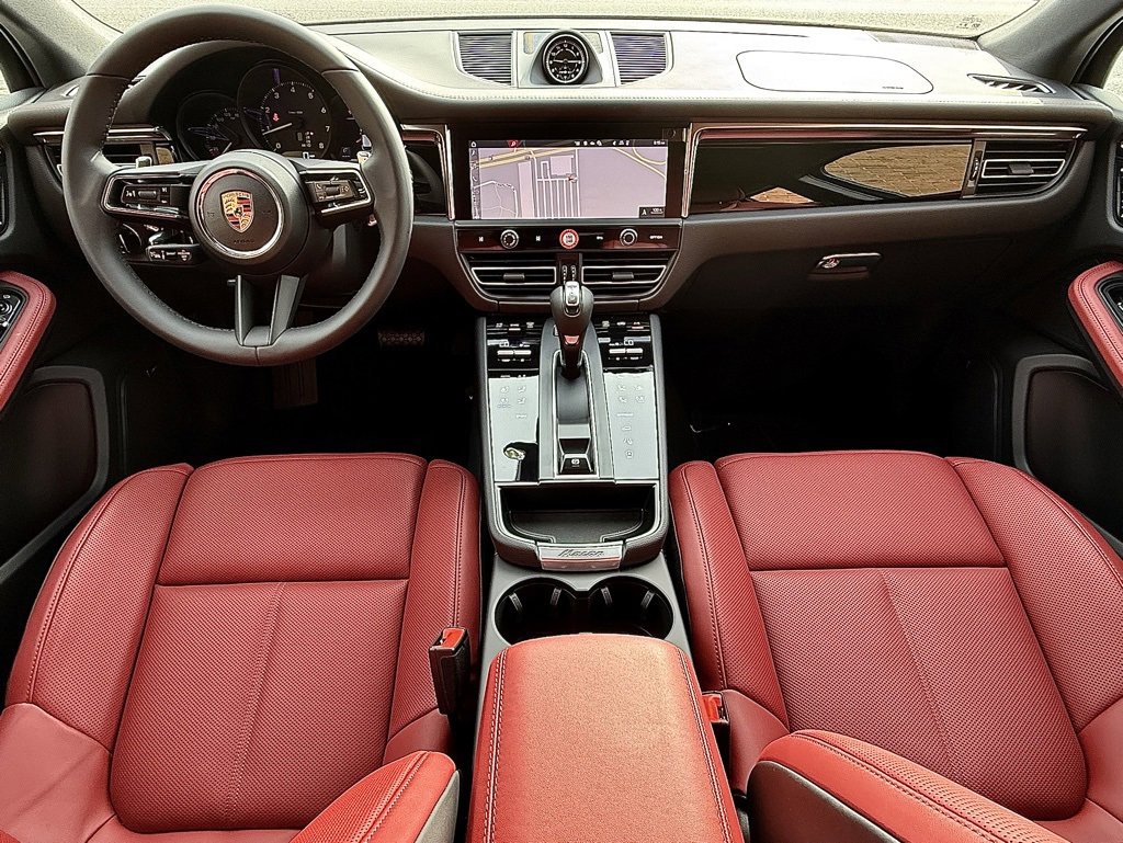 New 2026 Porsche Macan image 13