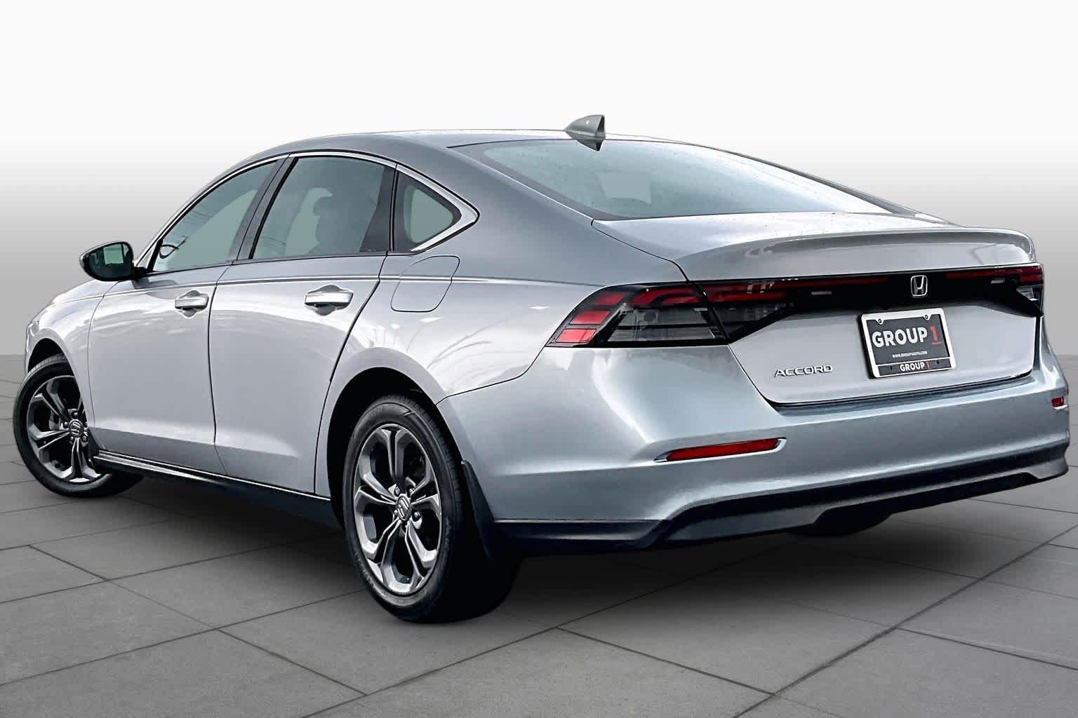 Used 2023 Honda Accord EX image 12