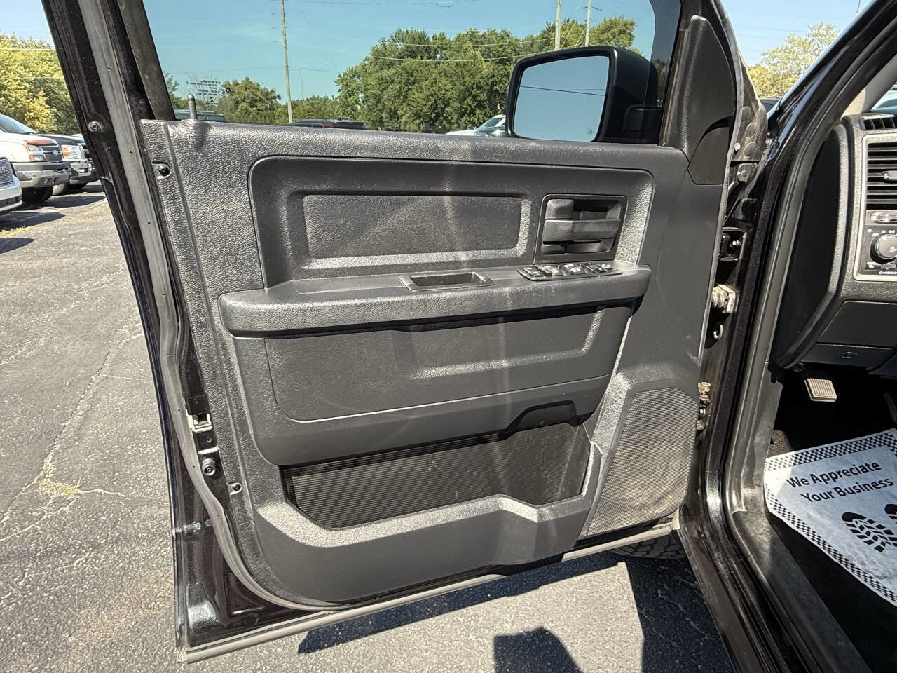 Used 2015 RAM 1500 Express image 15