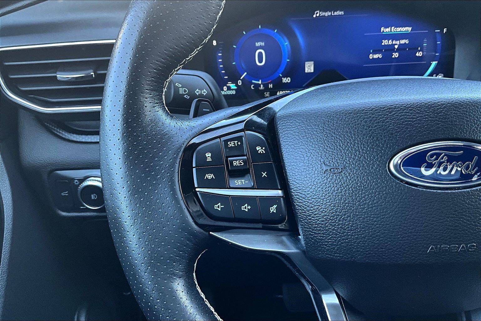 Used 2022 Ford Explorer ST w/ Equipment Group 401A AWD/4WD image 19