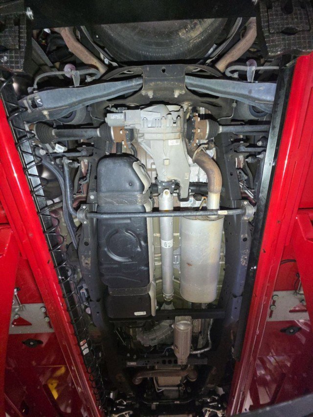 Used 2021 Cadillac Escalade Sport Platinum w/ Heavy-Duty Trailer Package image 93