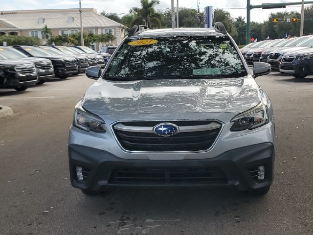 Used 2021 Subaru Outback Premium AWD/4WD image 8