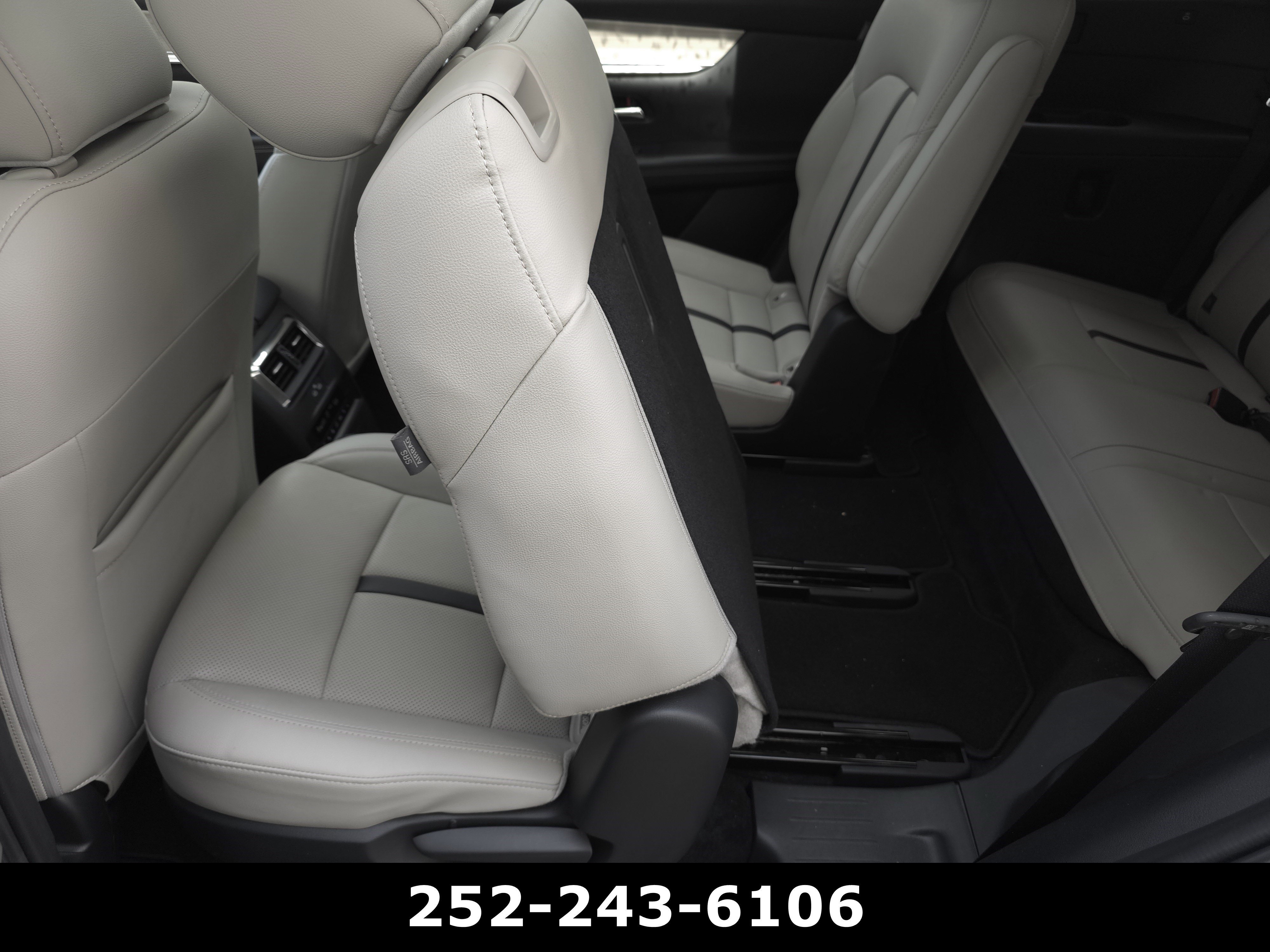 Used 2024 MAZDA CX-90 Plug-In Hybrid w/ Premium Pkg image 22