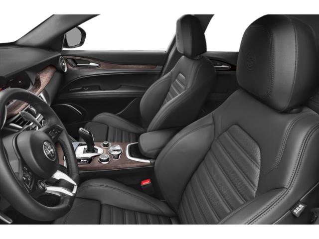 Certified 2022 Alfa Romeo Stelvio Ti image 9