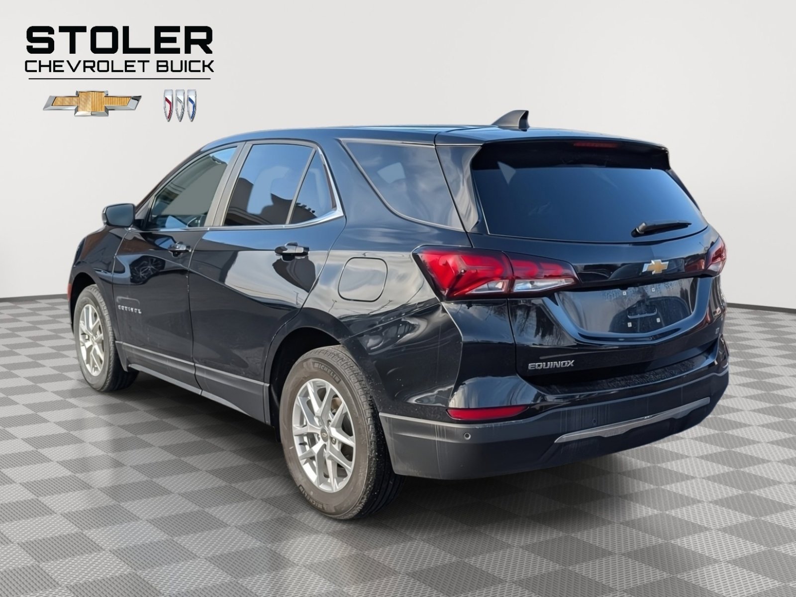 Used 2024 Chevrolet Equinox LT image 3