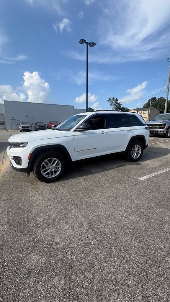 Used 2024 Jeep Grand Cherokee Laredo X w/ Luxury Tech Group I