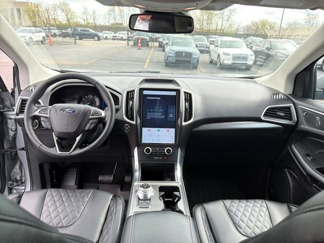 Used 2024 Ford Edge Titanium image 15