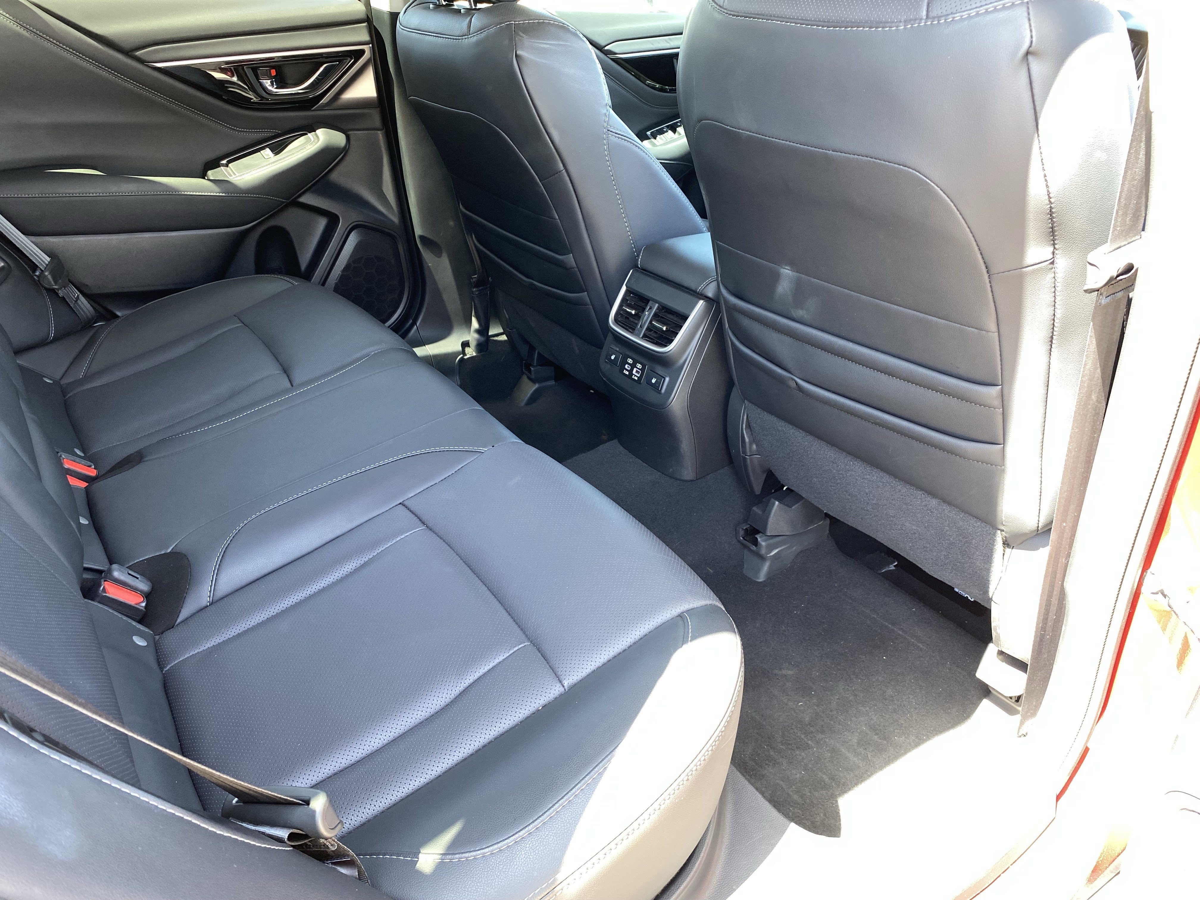 Used 2024 Subaru Outback Limited AWD/4WD image 15