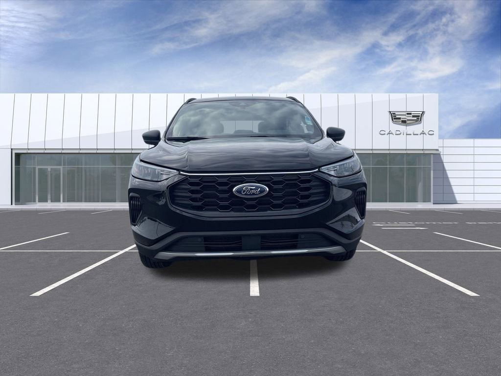 Used 2025 Ford Escape ST-Line image 3