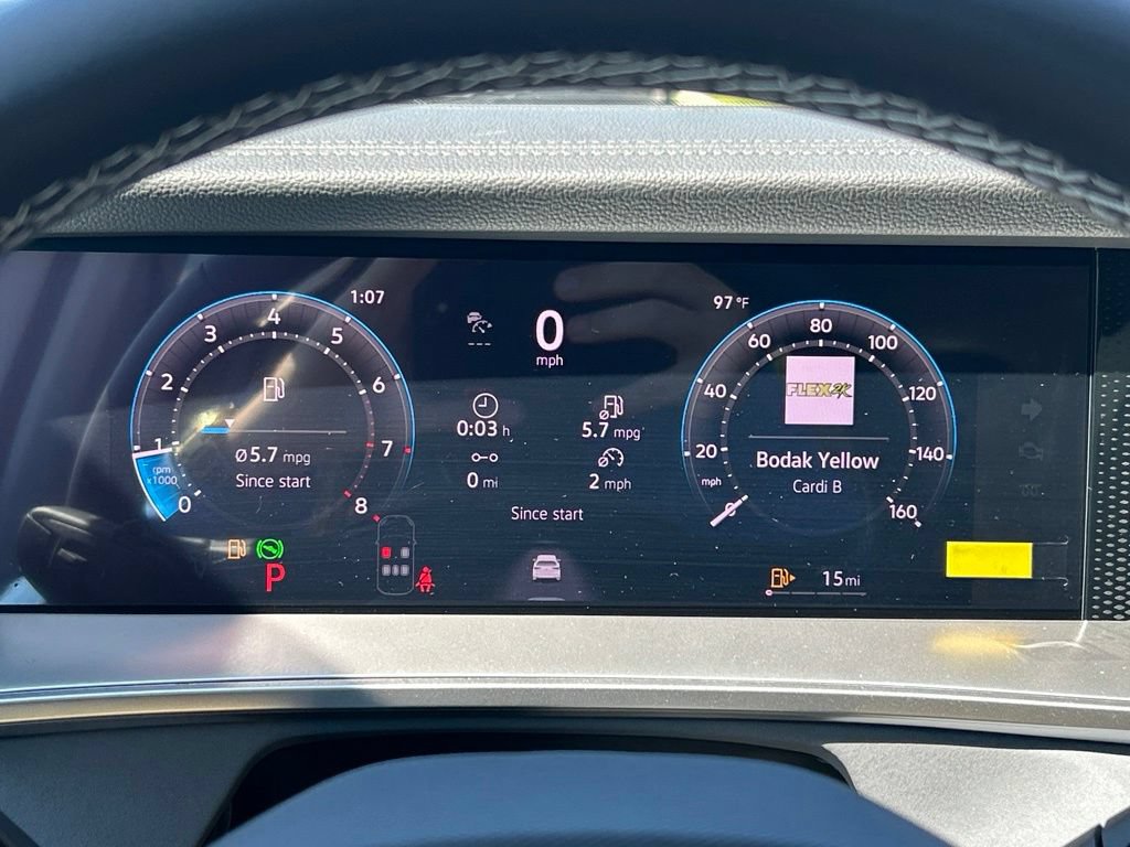 New 2026 Volkswagen Tiguan SE FWD image 26