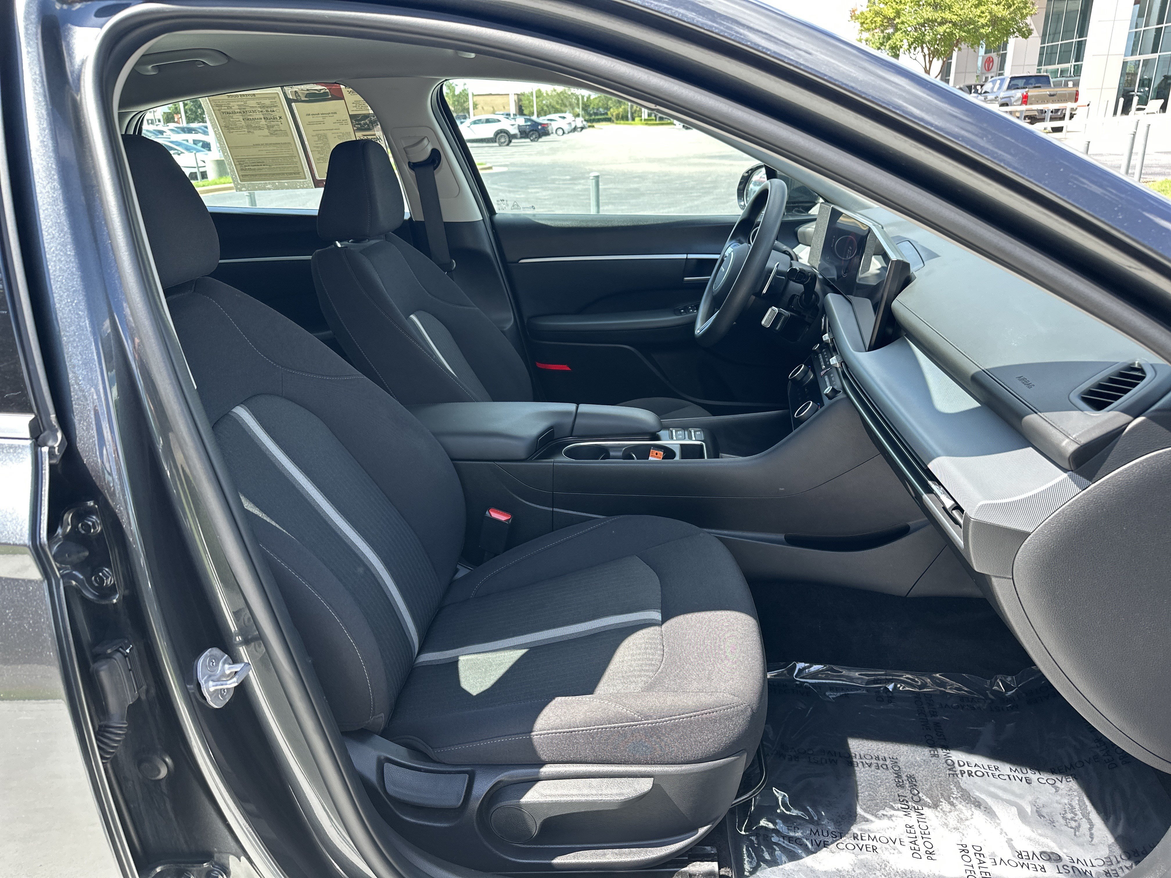 Used 2025 Hyundai Sonata SEL FWD image 33