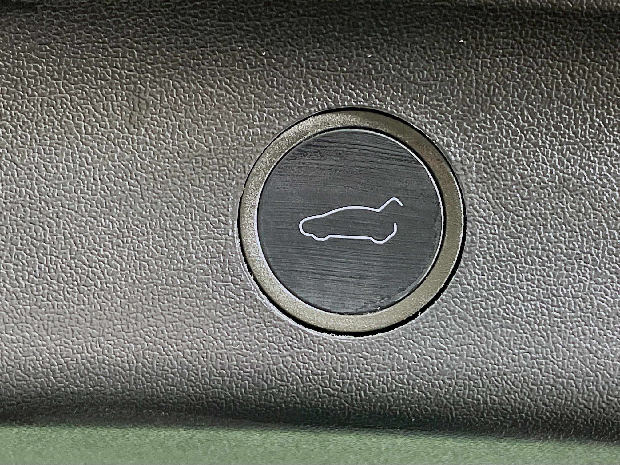 Used 2024 Tesla Model Y Long Range image 28