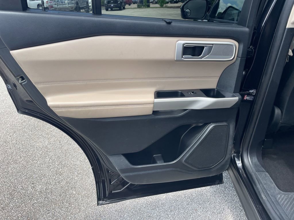Used 2020 Ford Explorer Limited AWD/4WD image 7