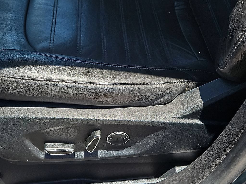 Used 2016 Ford Edge SEL w/ Equipment Group 201A FWD image 24