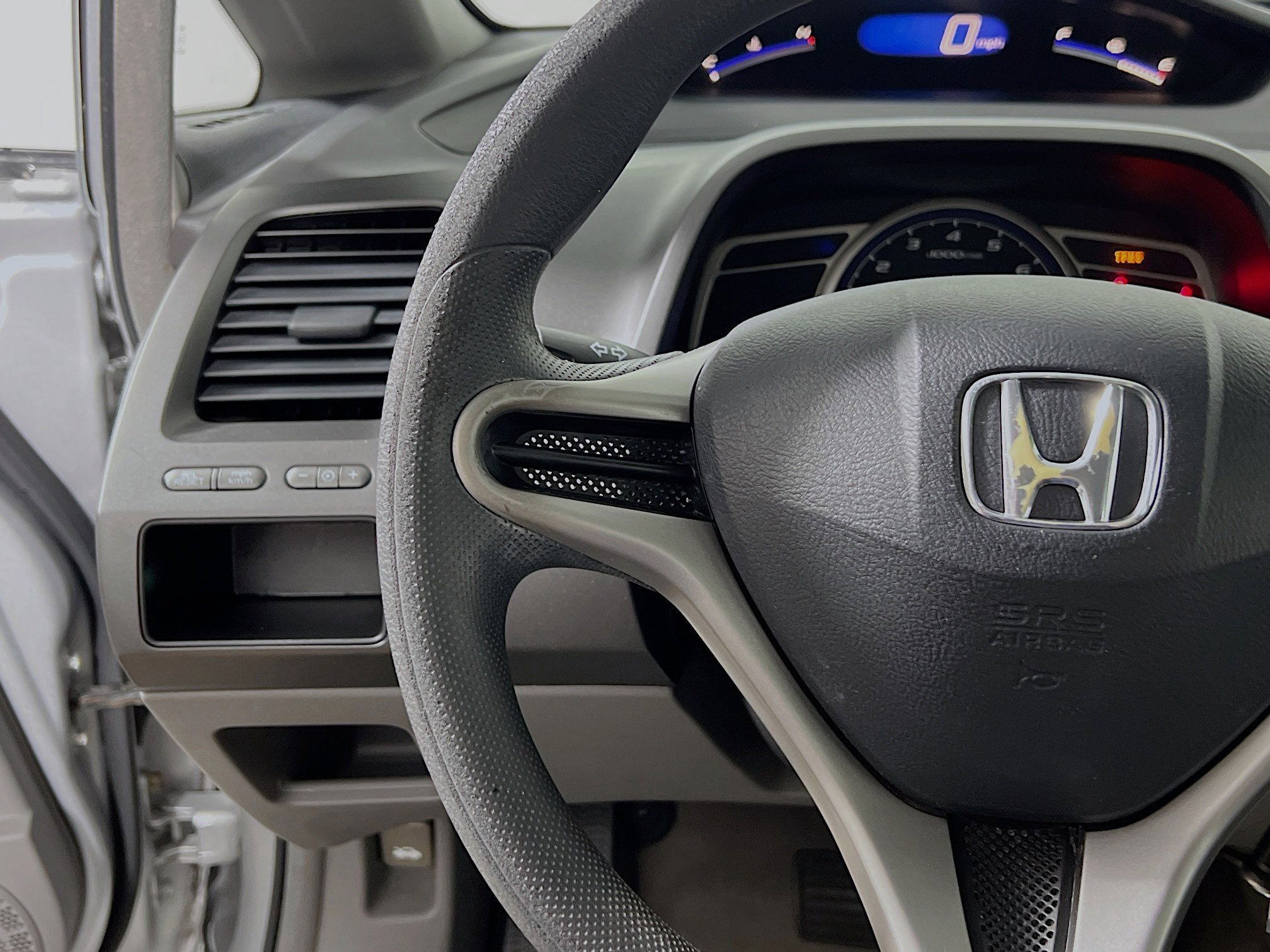 Used 2010 Honda Civic DX-VP image 19