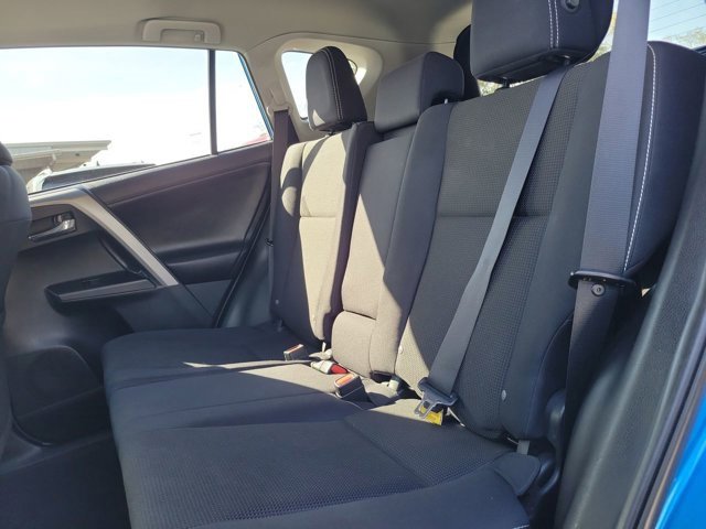 Used 2018 Toyota RAV4 XLE image 20