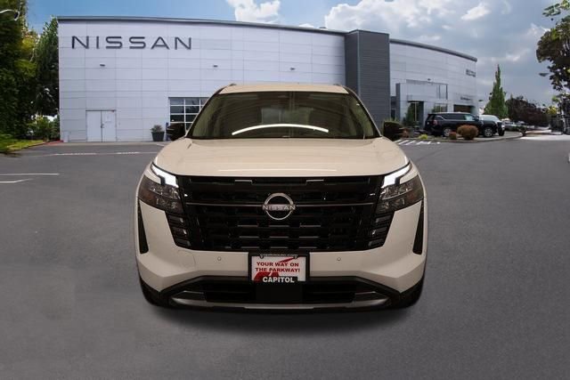 New 2026 Nissan Pathfinder SL image 6