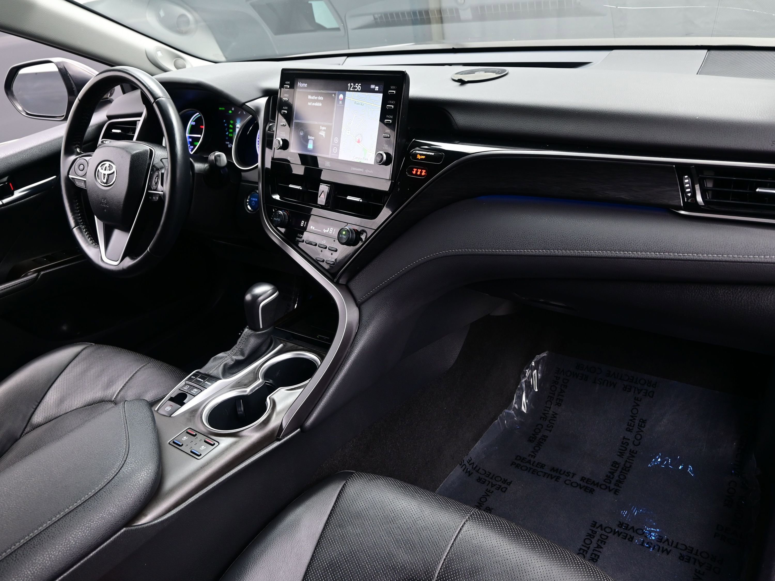 Used 2021 Toyota Camry XLE w/ Navigation Upgrade Package FWD image 15