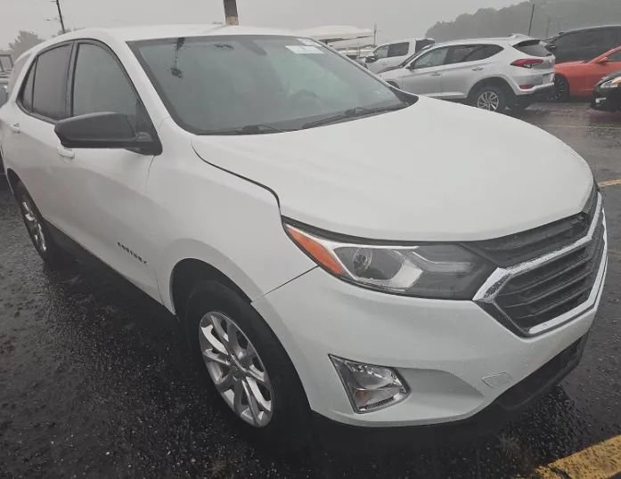 Used 2018 Chevrolet Equinox LS AWD/4WD image 2