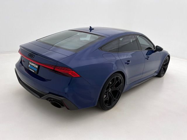 Used 2024 Audi RS 7 Performance AWD/4WD image 7