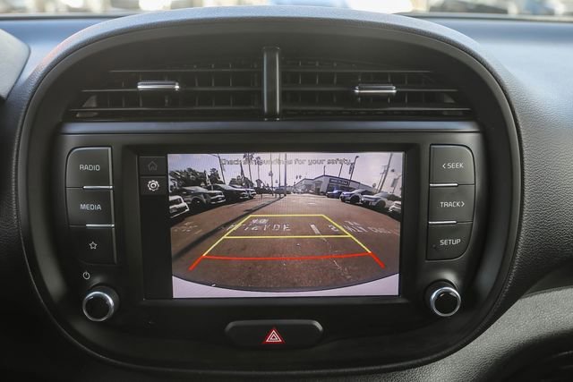 Used 2023 Kia Soul LX w/ LX Technology Package image 27