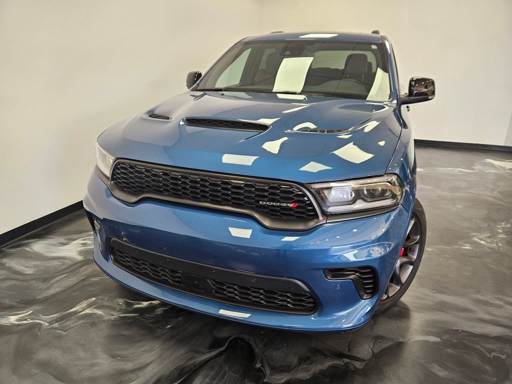 Used 2024 Dodge Durango R/T w/ Tow 'N Go Group AWD/4WD image 4