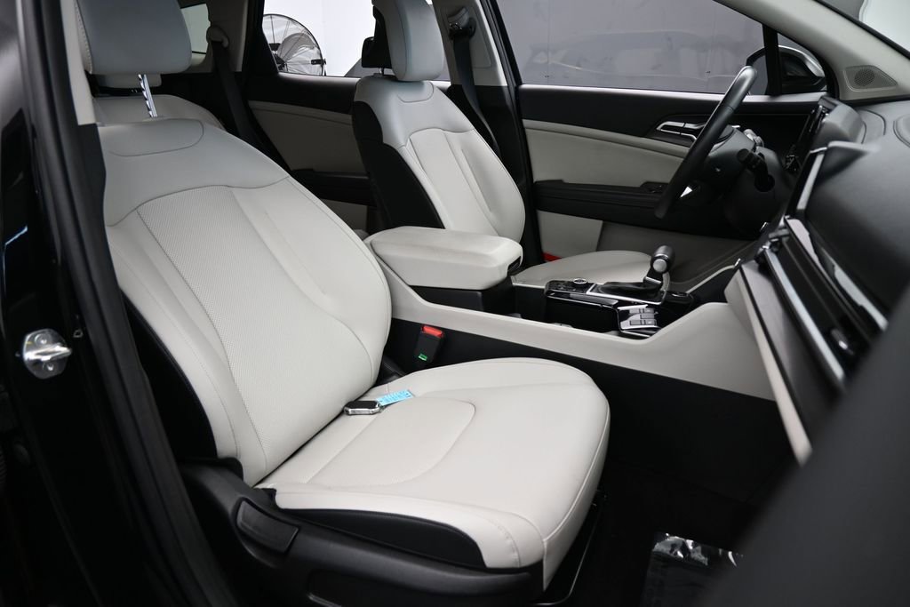 Used 2024 Kia Sportage EX AWD/4WD image 46