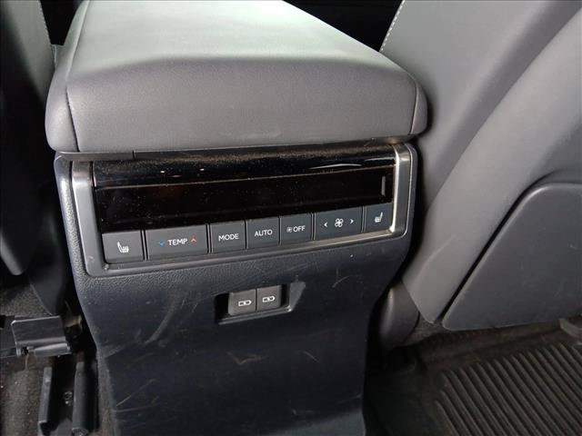 Used 2024 Lexus GX 550 AWD/4WD image 18