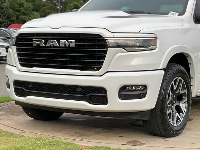 Used 2025 RAM 1500 Laramie AWD/4WD image 10