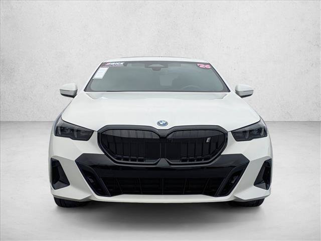 Used 2026 BMW i5 eDrive40 w/ M Sport Package RWD image 2