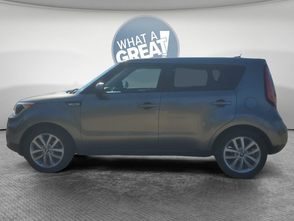Used 2019 Kia Soul + FWD image 7