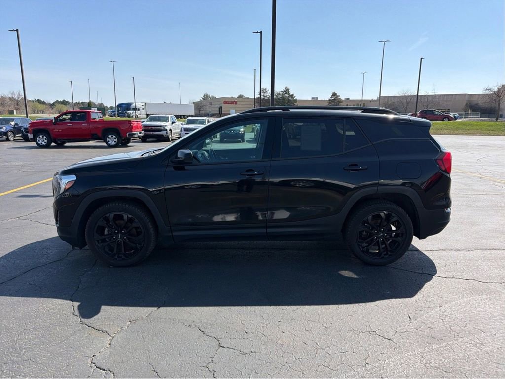 Used 2020 GMC Terrain SLE w/ Driver Convenience Package AWD/4WD image 8
