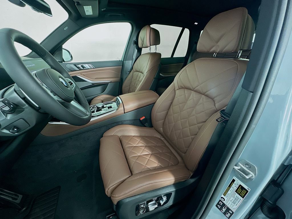 New 2026 BMW X5 xDrive40i w/ M Sport Package image 28