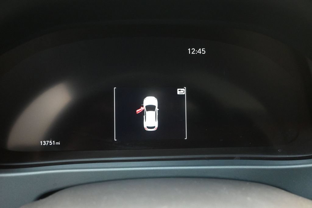 Used 2025 Lexus UX 300h FWD image 11
