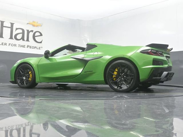 New 2026 Chevrolet Corvette Z06 w/ Stealth Interior Trim Package image 37