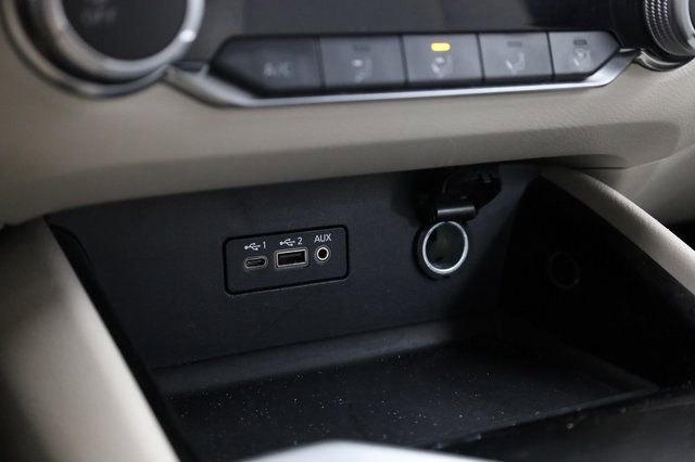 Used 2024 Nissan Altima 2.5 SV image 19