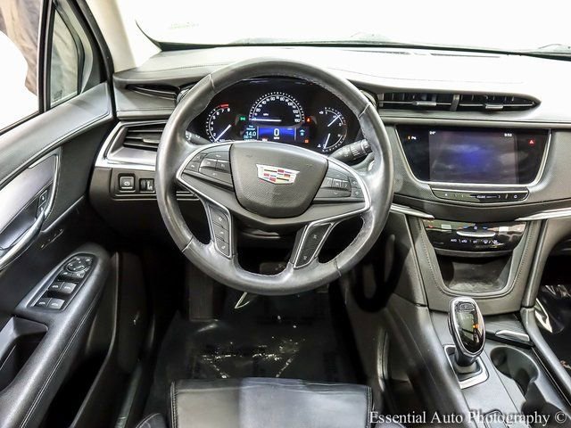 Certified 2017 Cadillac XT5 Luxury w/ Driver Awareness Package image 2