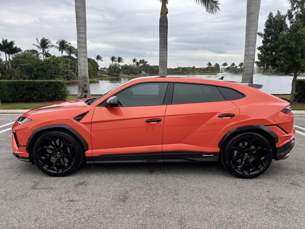 Used 2023 Lamborghini Urus Performante image 10