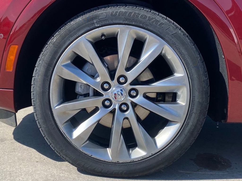 Used 2022 Buick Envision Avenir w/ Technology Package II image 9