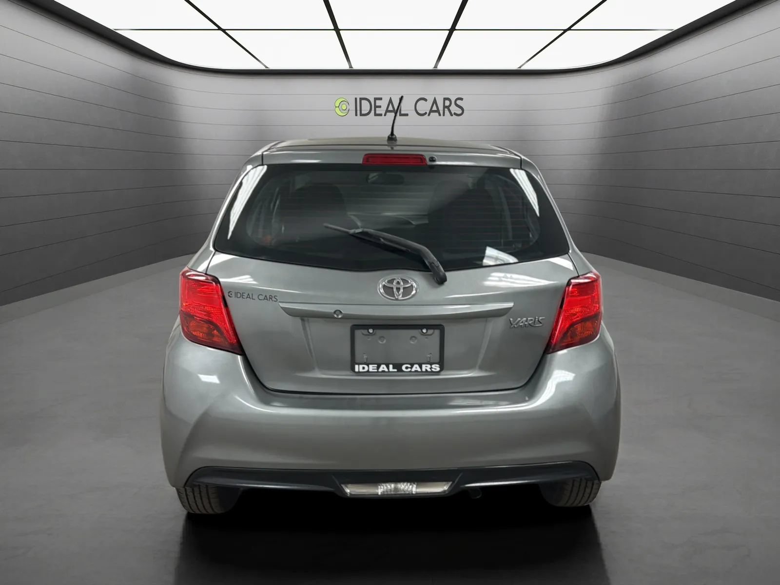 Used 2015 Toyota Yaris L FWD image 6
