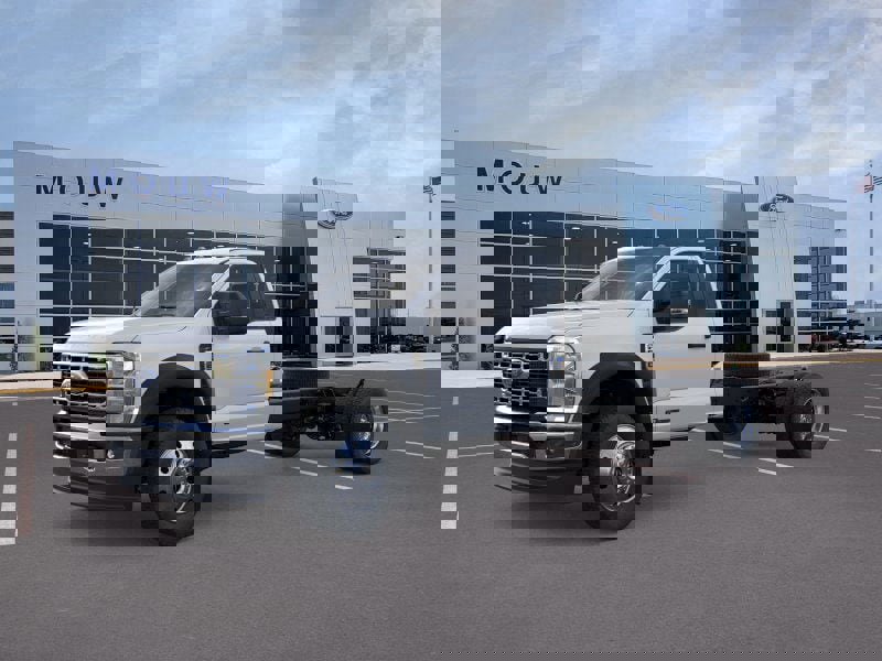 New 2025 Ford F550 4x4 Regular Cab Super Duty w/ XLT Value Package